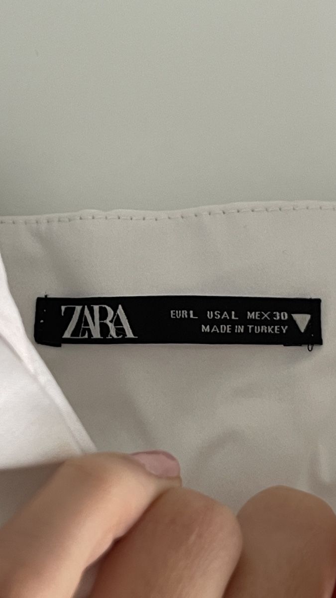Zara Top: Zara Crop Top Weiss – Nuovo (secondo la descrizione) da Lausen venduto da sim_hgp6 2