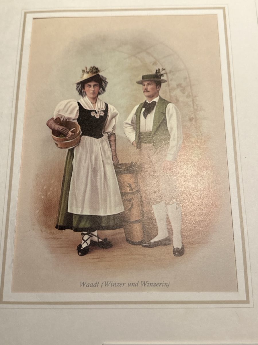 Poster & Bilder: Original Schweizer Trachtenbilder, 5 Stk. – Gebraucht aus Zürich von Chaeffeler 1