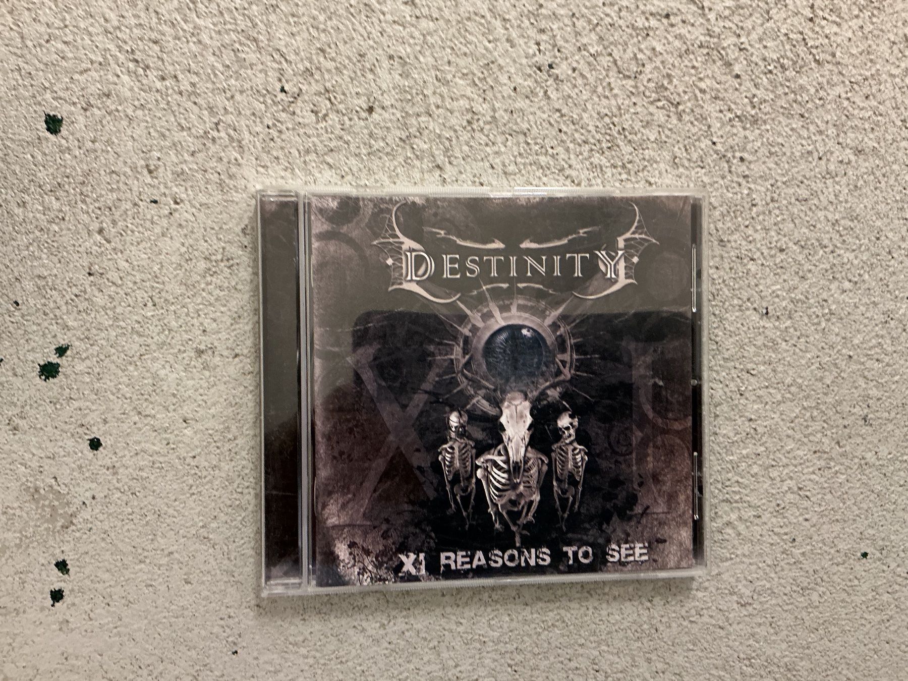 CD: Destinity CD - XI Reasons To See – Usato da Winterthur venduto da Tumko_7_Vinyl