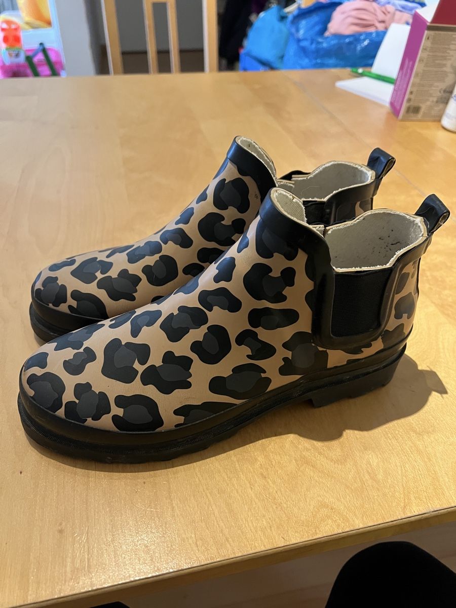 Scarpe da donna: Gummistiefel Gr. 39 – Usato da Zürich venduto da Rajkumari