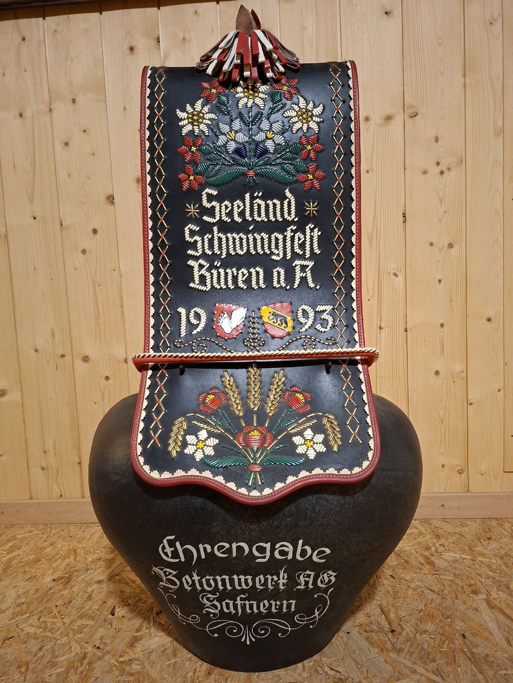 Glocken & Treicheln: Steiner Treichel 12 – Gebraucht aus Eggiwil von Jennisweid