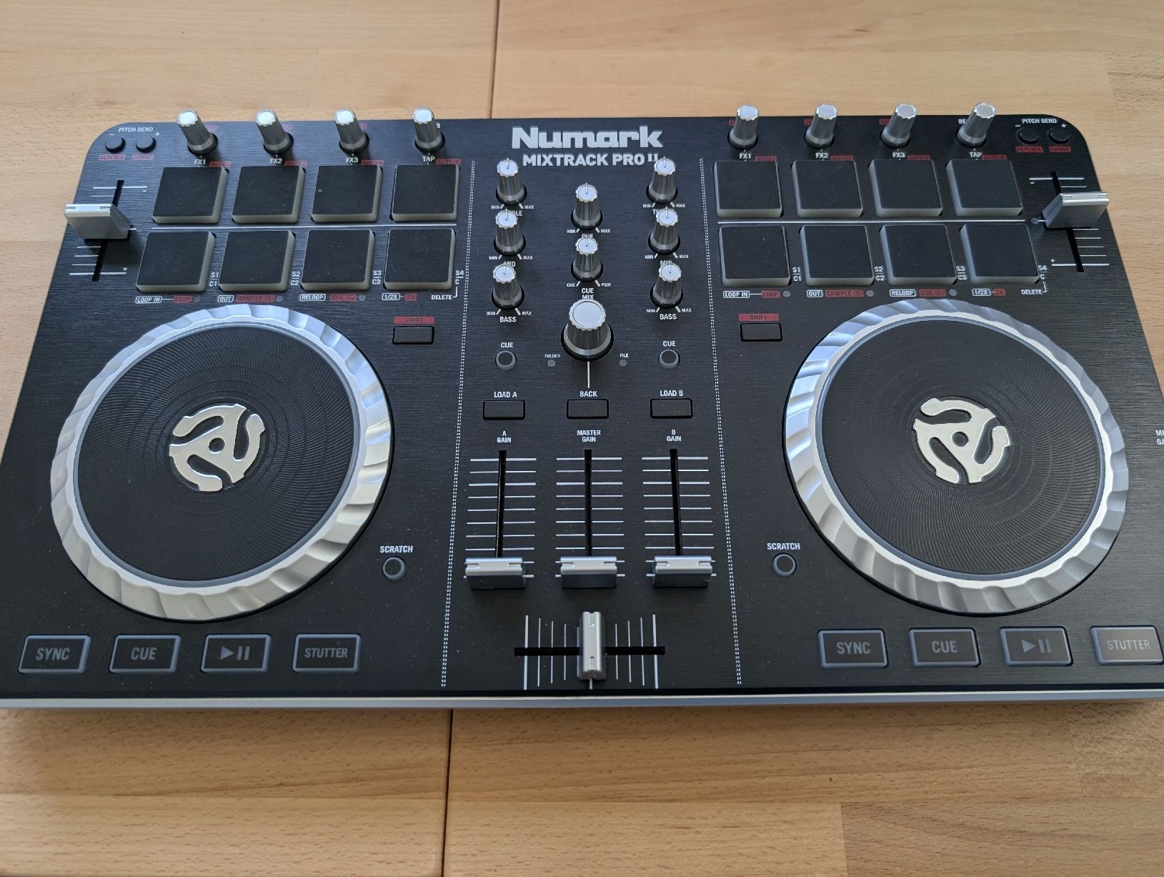 Numark Platines de mixage: DJ Controller Numark Mixtrack Pro II – D'occasion à Schaffhausen par Luchetto_97