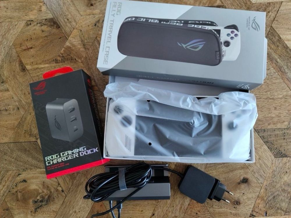 Asus Rog Ally Z1 Extreme Bundle (Neu (gemäss Beschreibung)) in Thalwil ...