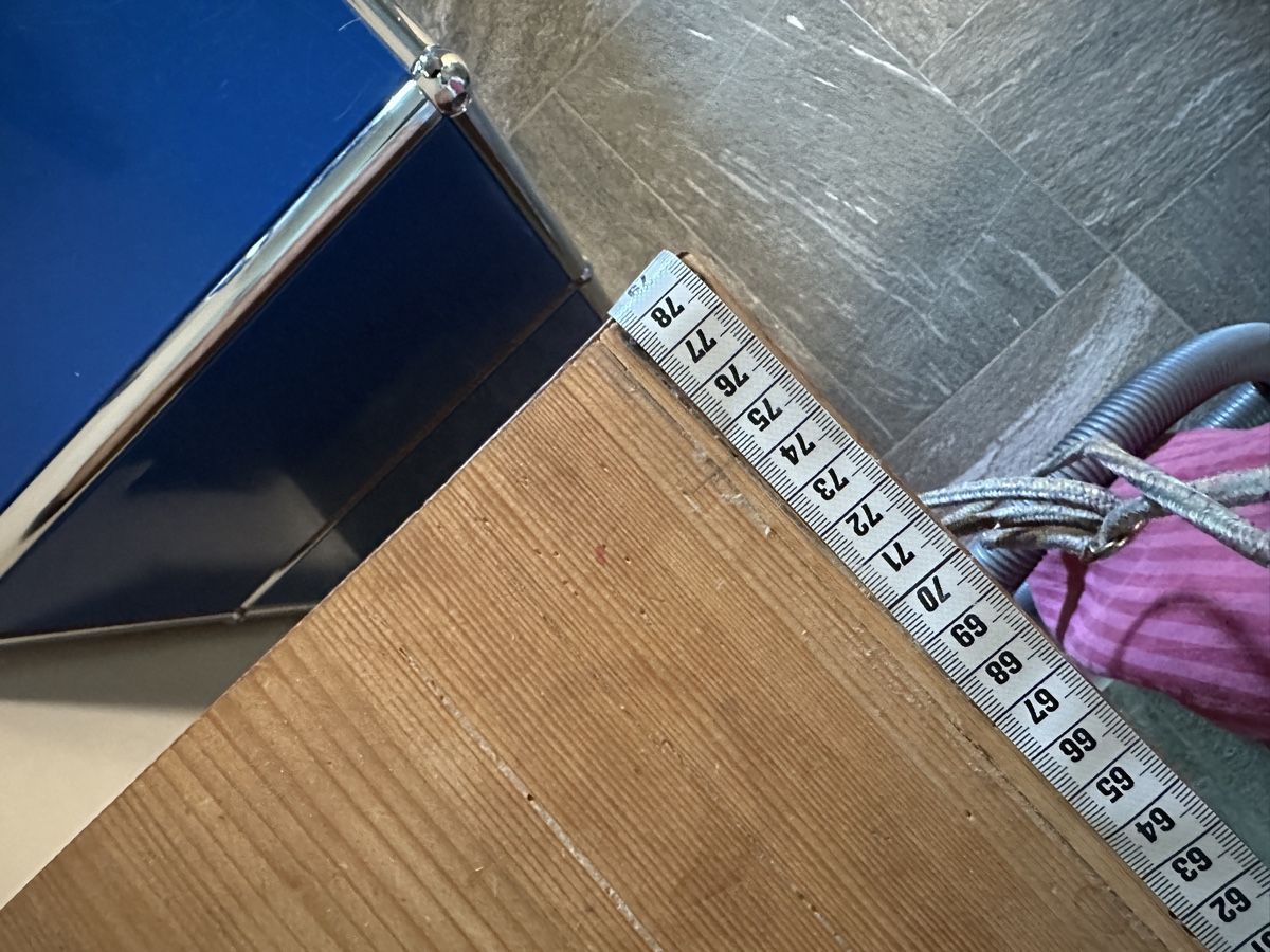 Cassettiere: Midcentury Sideboard/Kommode 70er Holz rot – Usato da Meilen venduto da Cabi77 6