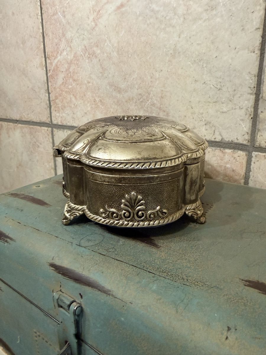 Altro in Decorazioni & Accessori: Wunderschöne Dose Metall  – Usato da Schaffhausen venduto da Ibag 3