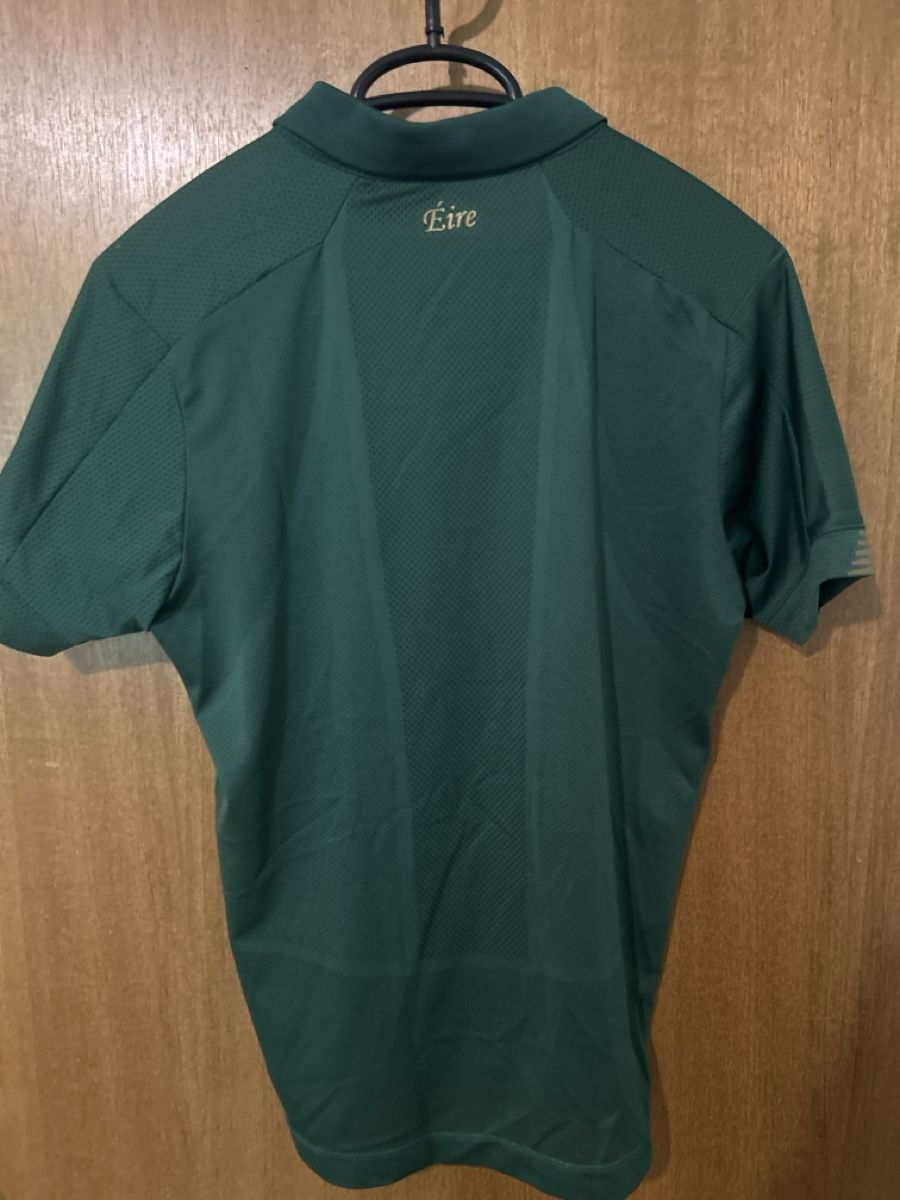 New Balance Leibchen & Hosen: Fussball Trikot Ireland  – Gebraucht aus Ittigen von Jersey-plug 1