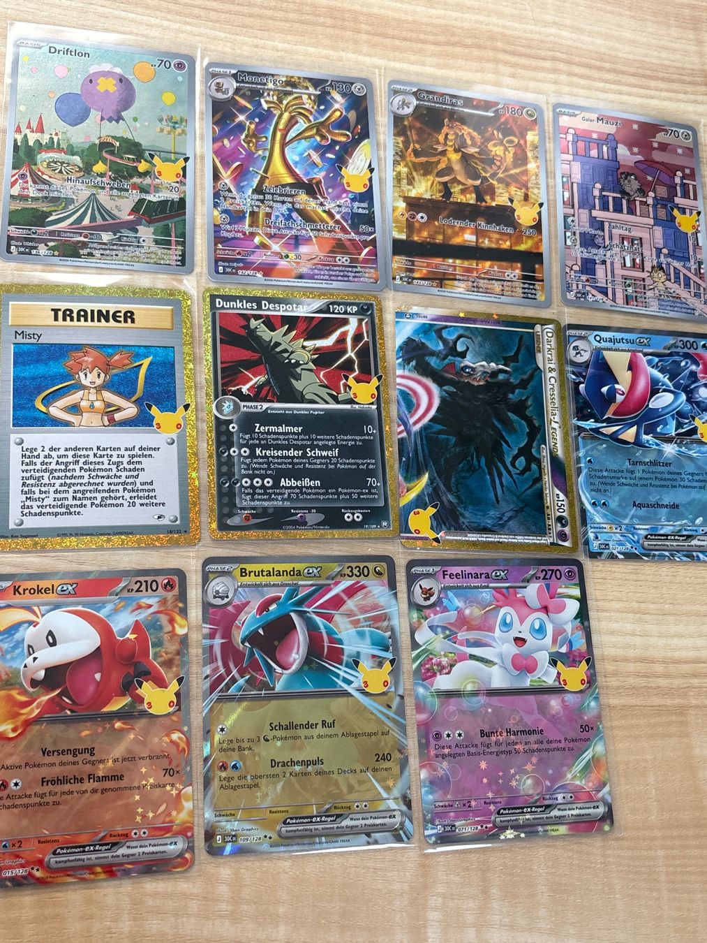 Pokémon Carte collezionabili: Pokemon 30th Celebration Sammlung DE – Nuovo (secondo la descrizione) da Killwangen venduto da future_gohan