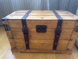 Schatzkiste / Spielzeugkiste Holz