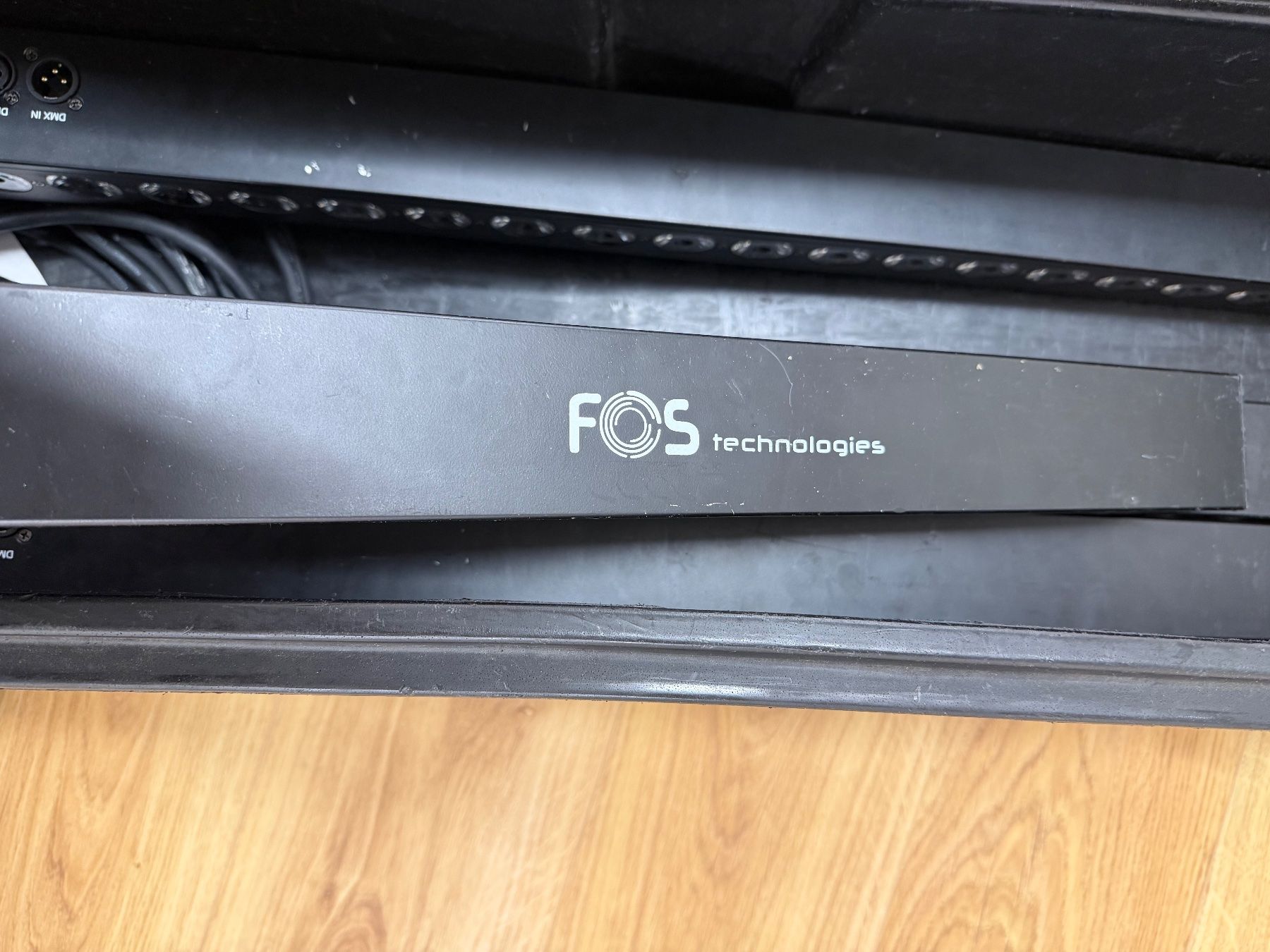 Lampade: FOS Technologies Lichteffekt-Barre im Case – Usato da Effretikon venduto da vis_nfs5 1