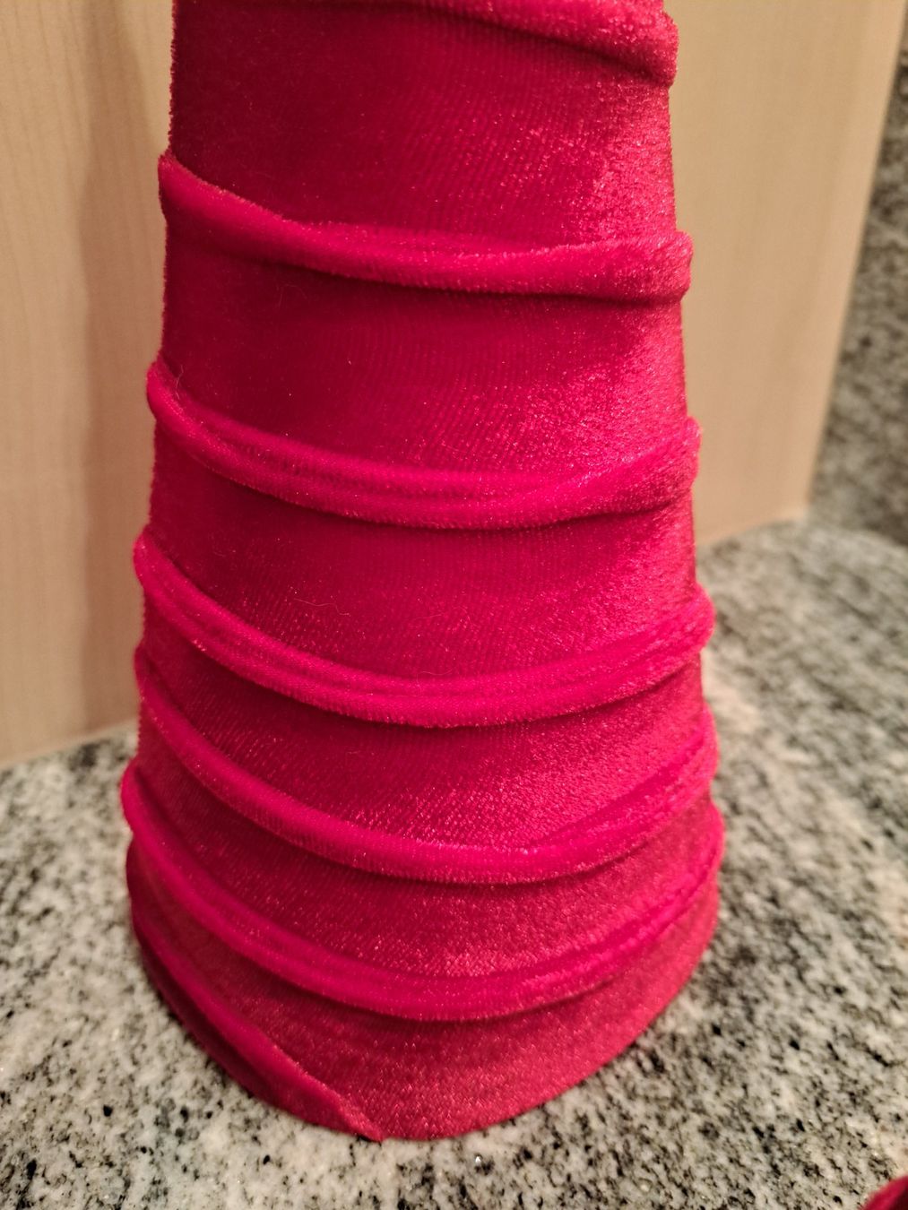 Tutte le decorazioni: 3er Set Dekokegel roter Samt, Tischdeko – Nuovo (secondo la descrizione) da Riedholz venduto da Schildmaid2 1