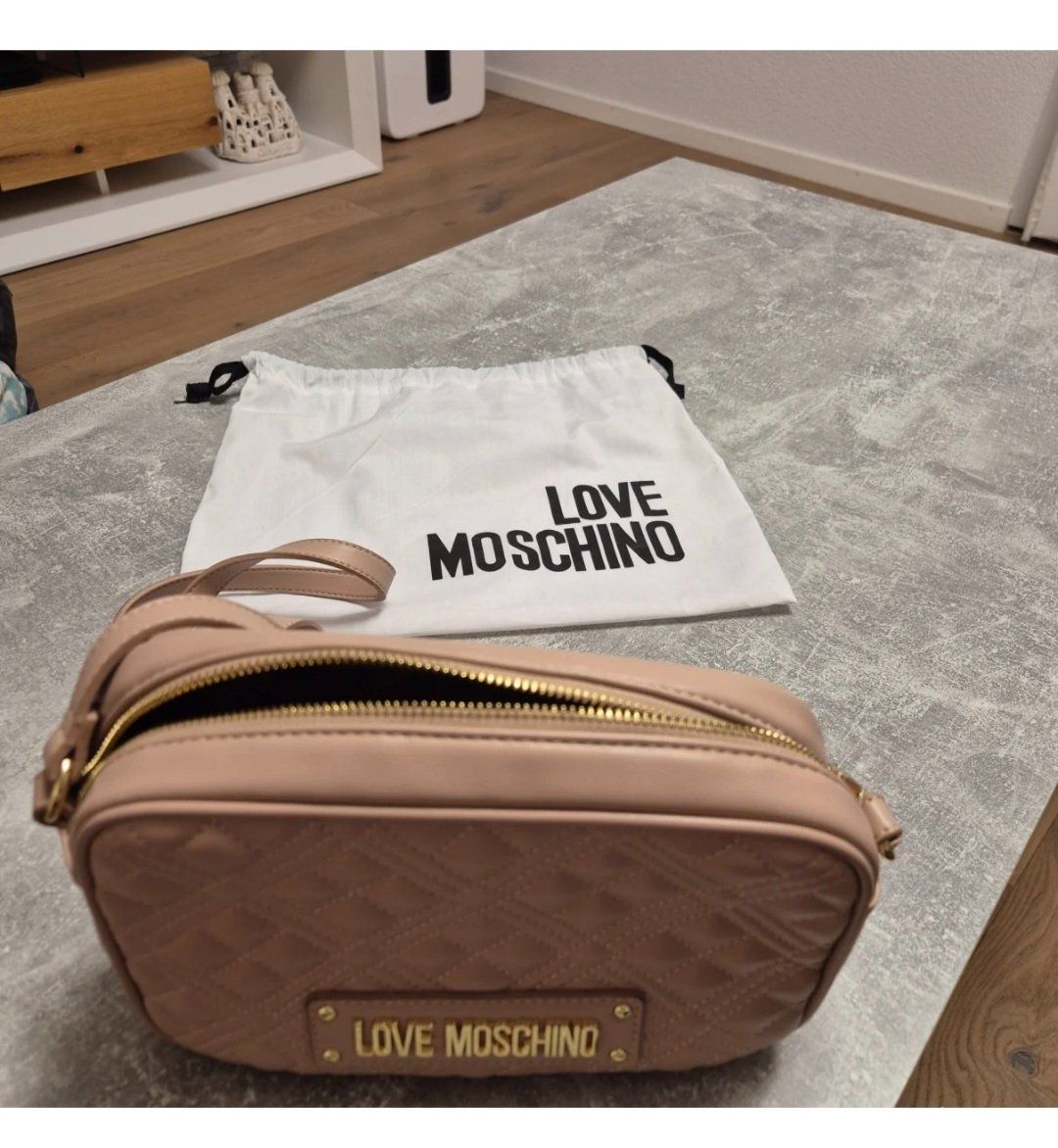 Moschino Borse da donna: LOVE MOSCHINO Tasche – Usato da Glattfelden venduto da Jenoptik 1