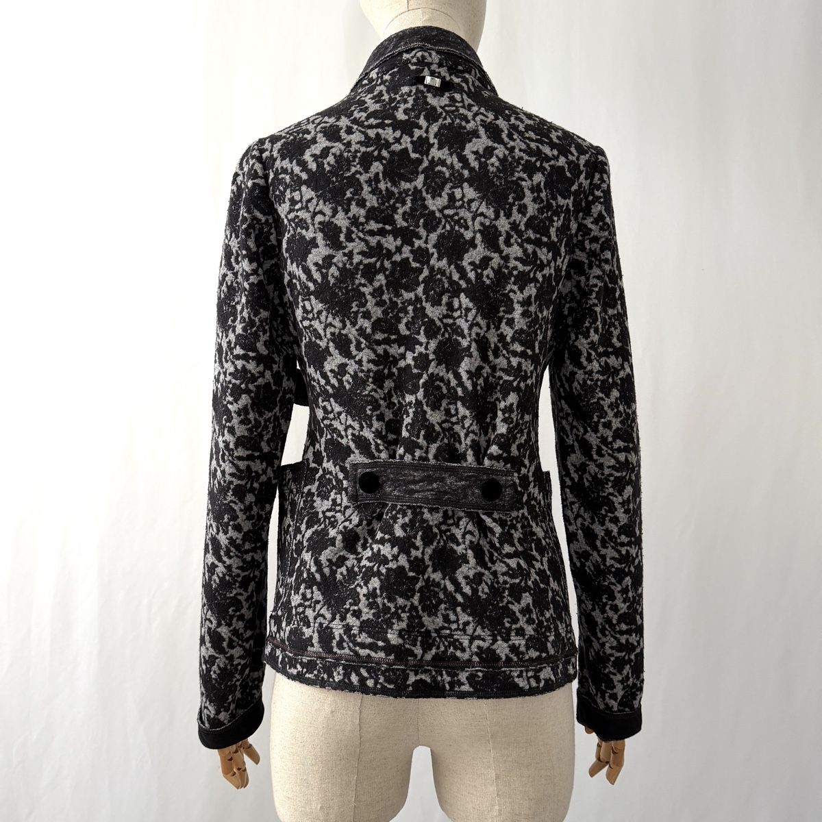 High Giacche: HIGH Everyday Couture Jacket – Nuovo (secondo la descrizione) da Emmen venduto da Colette-Juliette 4