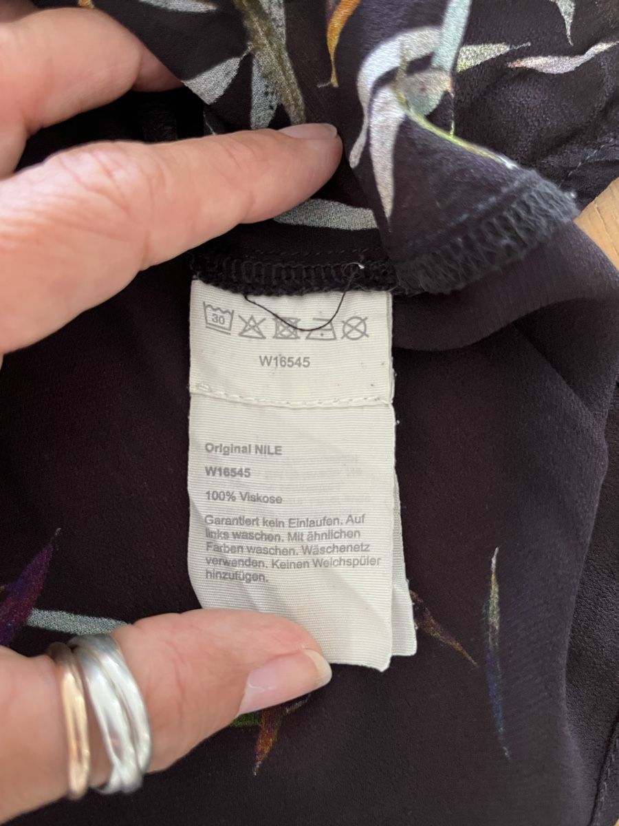 Nile Chemisiers: Nile Bluse schwarz Gr. XL – D'occasion à Herrenschwanden par Kamel1 5