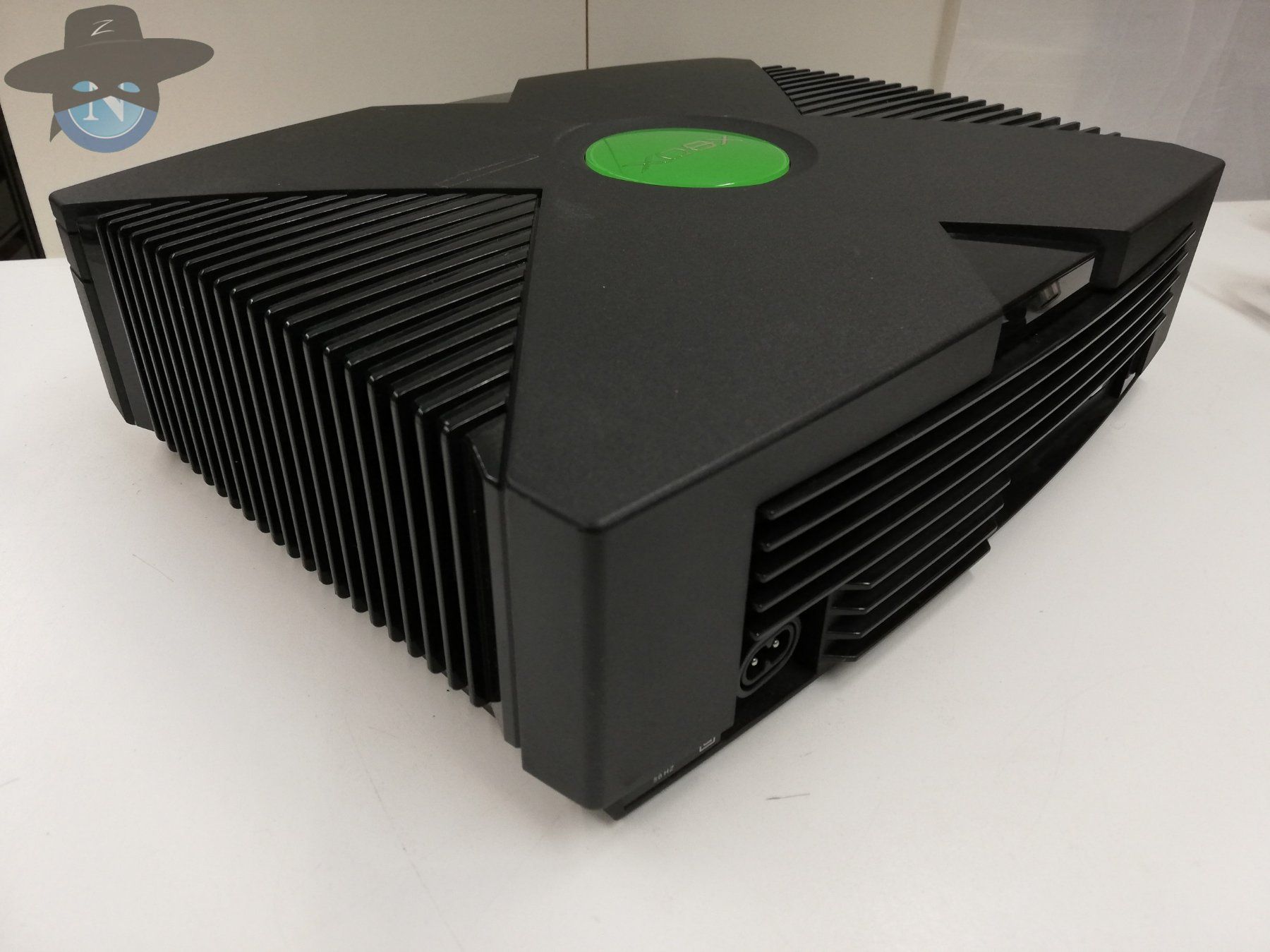 Microsoft Consoles: Xbox Classic OG + 2 Star Wars Games / Clock Capacitor entf. – D'occasion à St. Gallen par zorro_dc 3