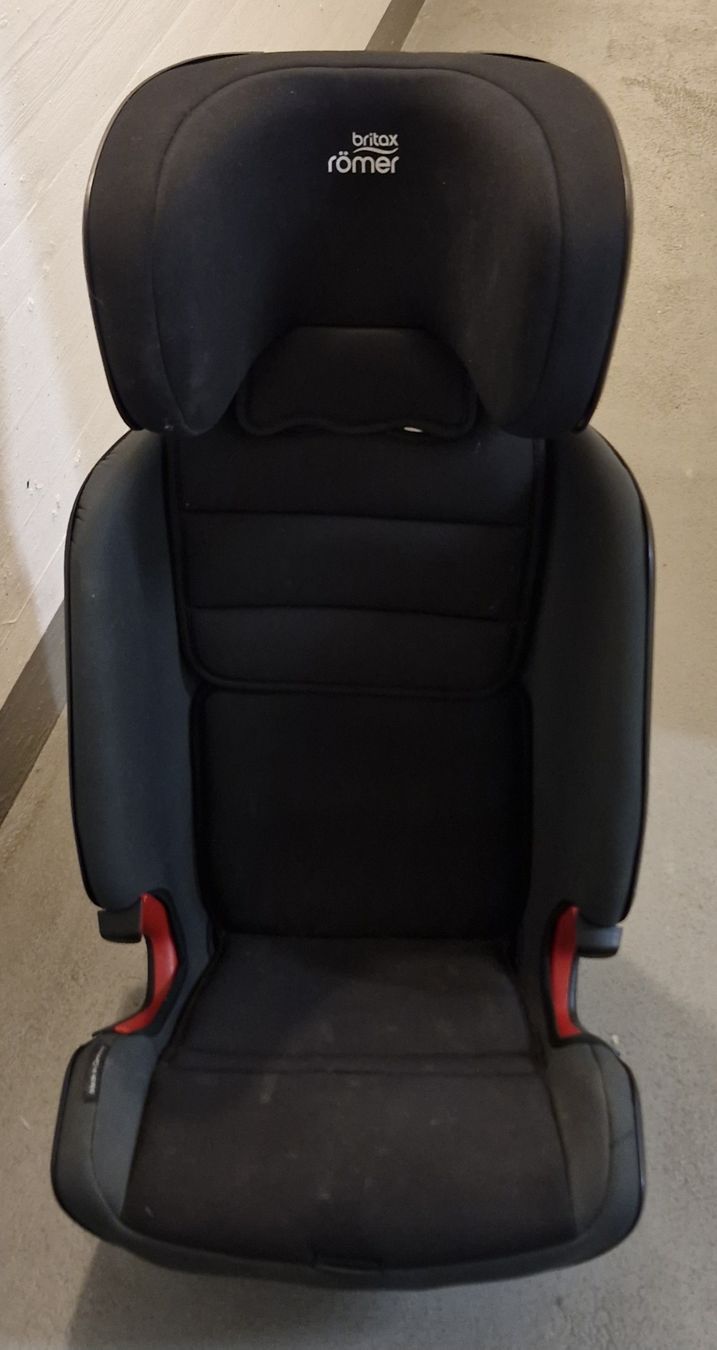 Britax Römer Seggiolini per auto: Römer Britax Kinderautositz – Usato da Ebmatingen venduto da Stinky01 1