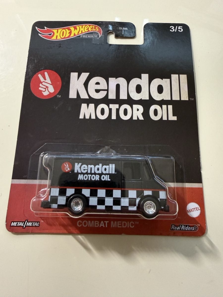 Hot Wheels Modellini d'auto: Hot Wheels Premium Real Riders - Kendall Combat Medic – Nuovo e nell'imballaggio originale da Sutz venduto da mtechcab