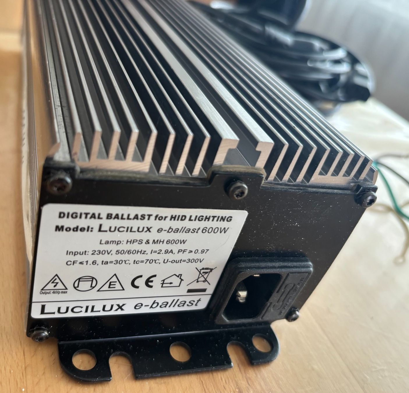 Lampade: Lucilux Digital Ballast 600 Watt – Usato da Bassersdorf venduto da Antaris01 1