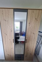 Kleiderschrank mit Spiegel, 3 Türen, guter Zustand