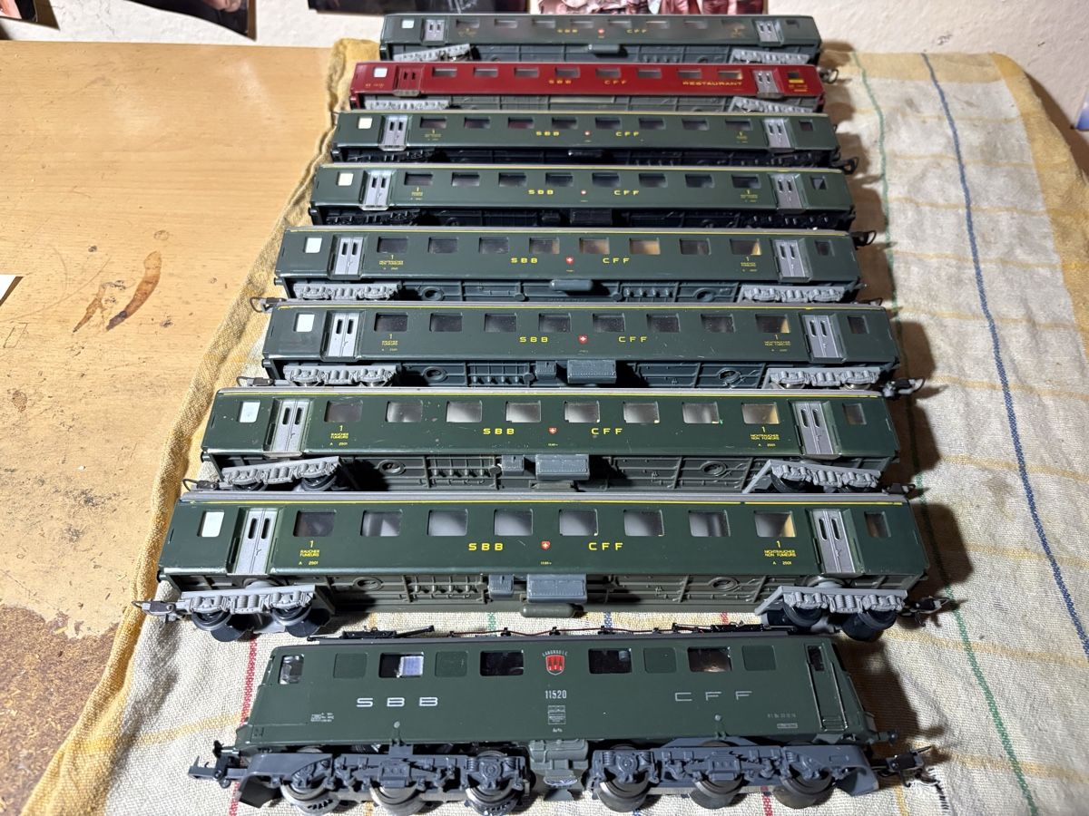 Lima Modellini di ferrovie: Lima Personenzug H0 – Usato da Balsthal venduto da hammer008