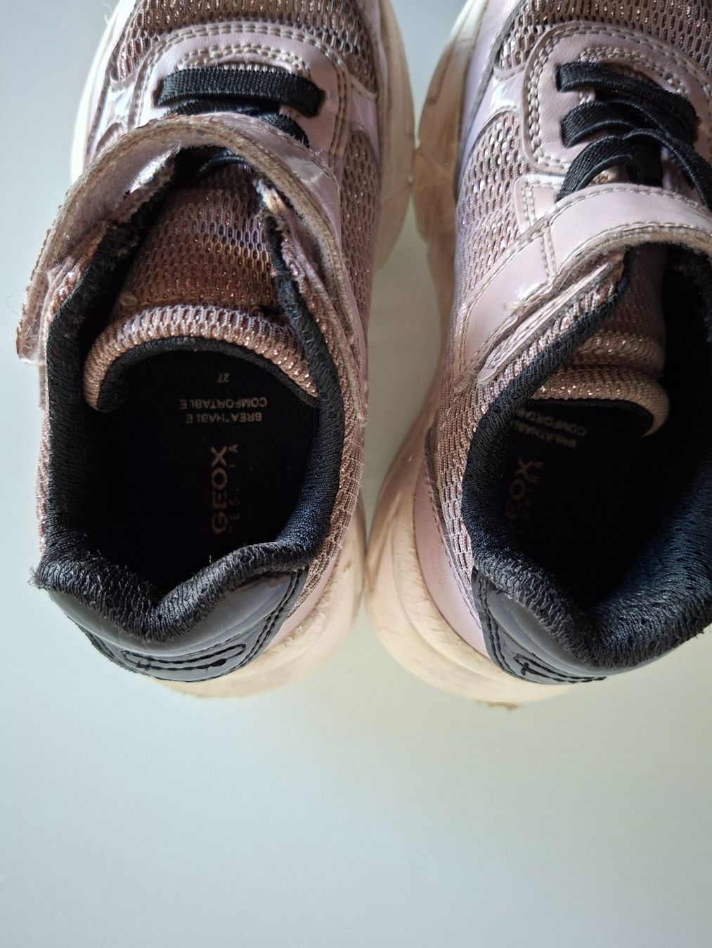 Geox Scarpe per ragazze: Geox Kinder Turnschuhe Grösse 27 – Usato da Erlinsbach venduto da pfunky 4