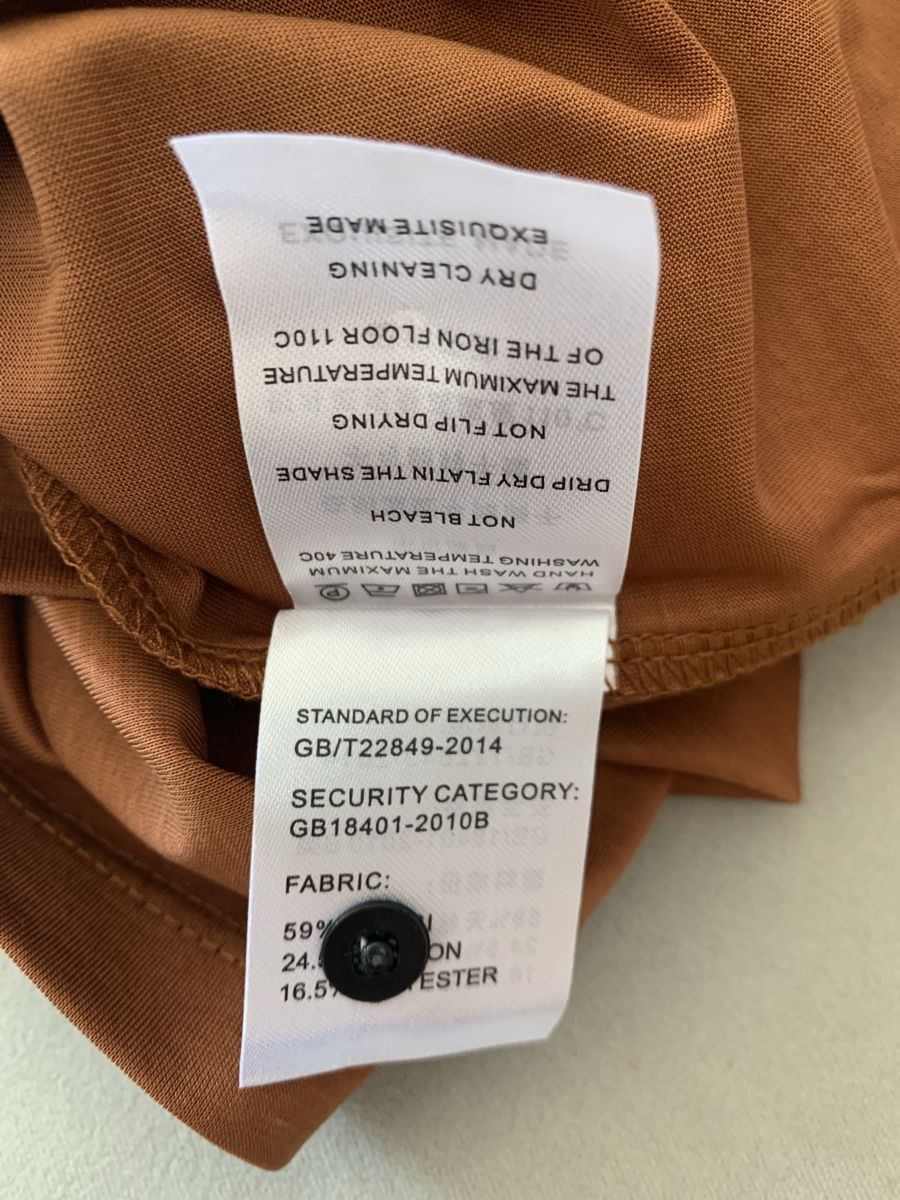 Celine T-shirts: Celine T-Shirt  – D'occasion à Bergdietikon par zor_856j 2