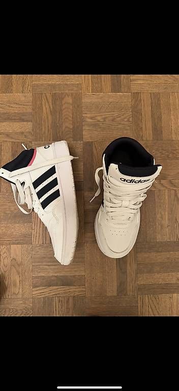 Herrenschuhe: Adidas Sneakers Grösse 36.5 – Gebraucht aus Chur von LeyDi.Lela