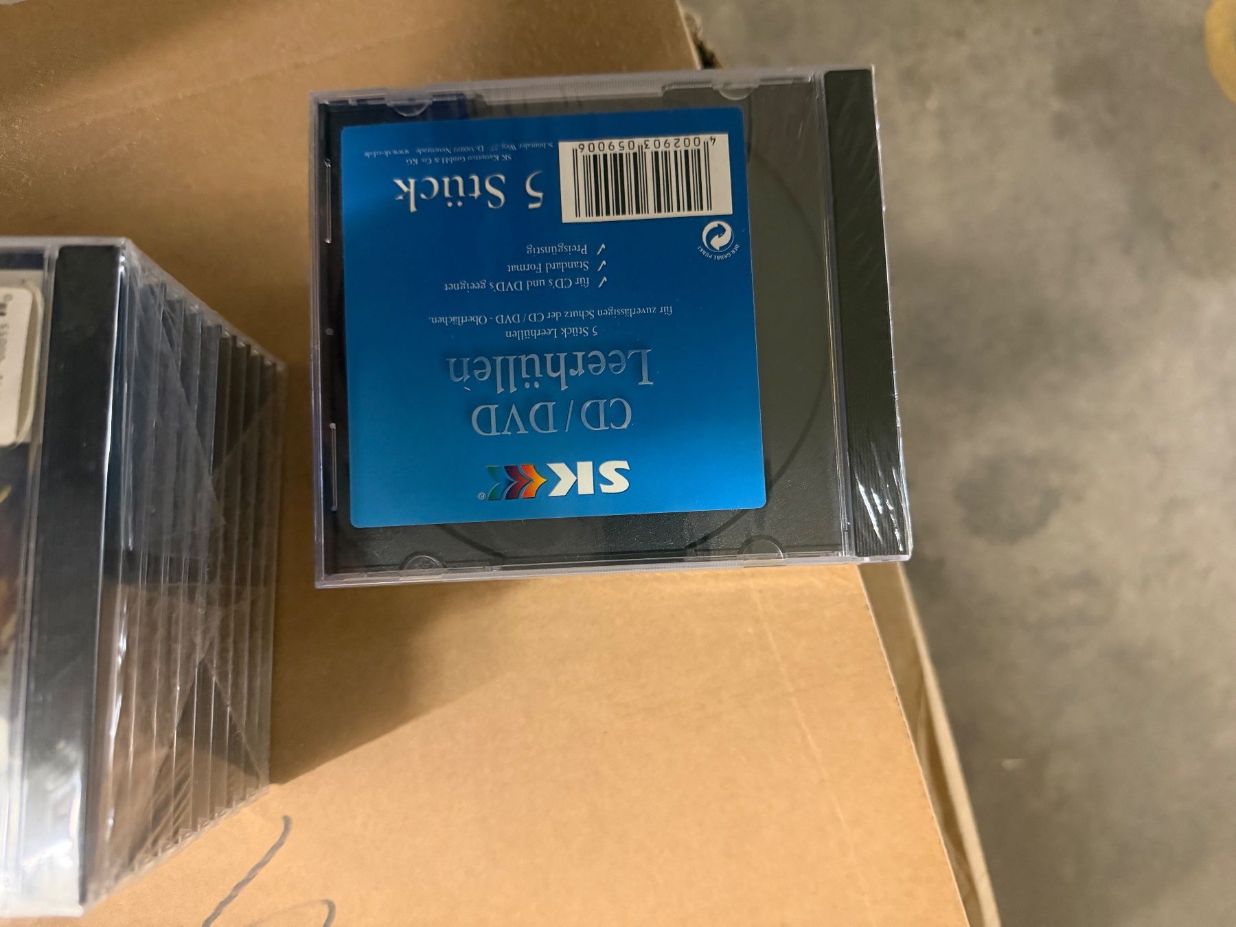 CD & DVD vergini: CD-Rohlinge, CD-Hüllen, ... – Nuovo e nell'imballaggio originale da Dänikon ZH venduto da Herzdo 2