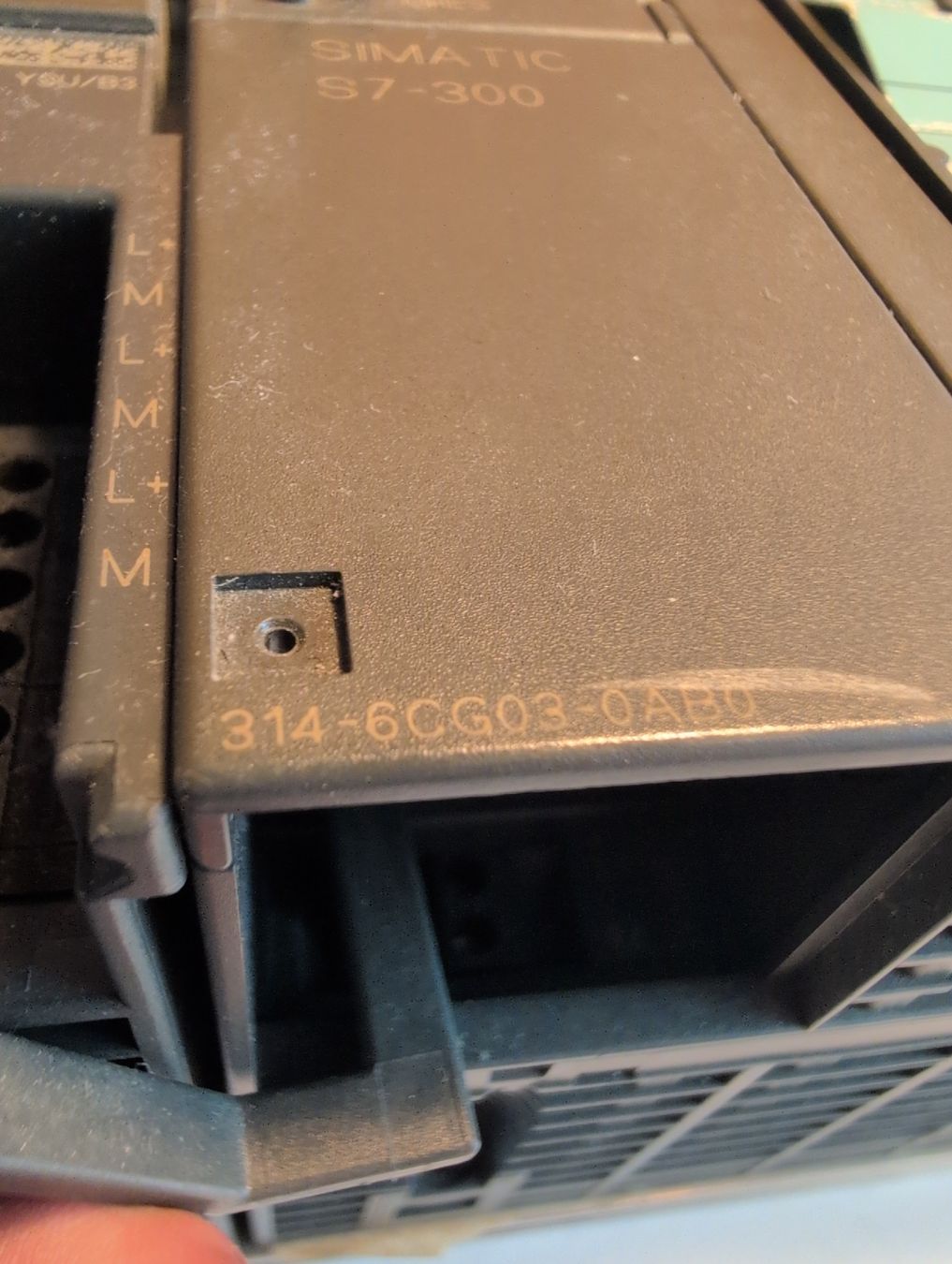Siemens Elektronikbauteile: Siemens Simatic S7-300 CPU314C-2 DP inklusive IO Module – Defekt aus Muttenz von meo_5bvq 2