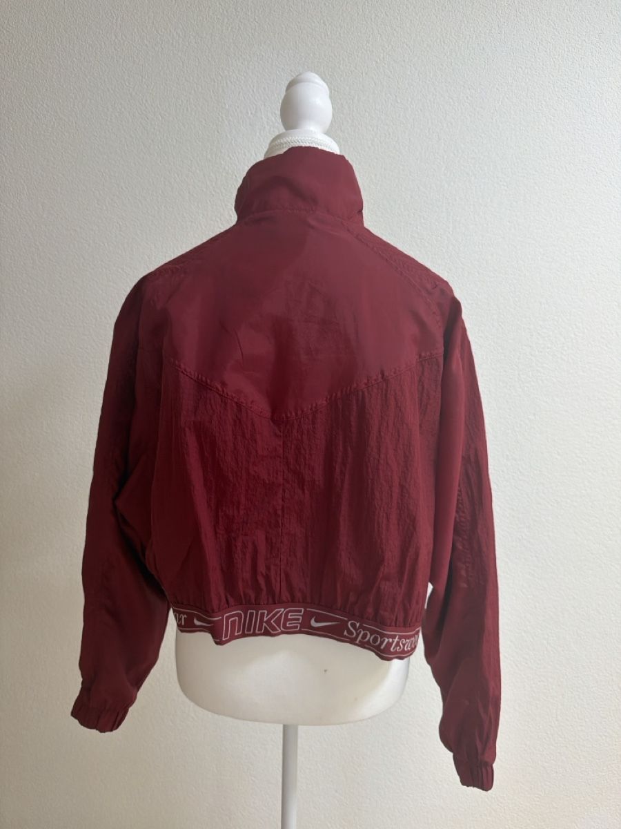 Nike Giacche: Nike Jacke Sportswear, Grösse L – Nuovo (secondo la descrizione) da Effretikon venduto da MaisonNade 2