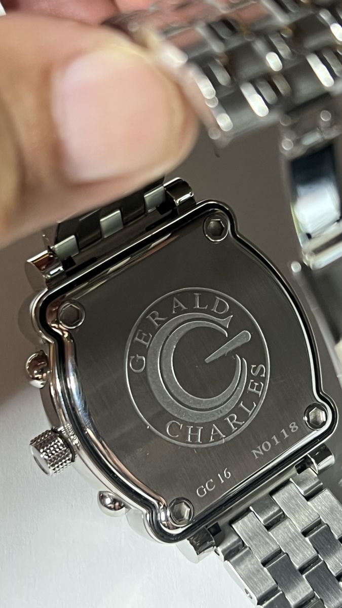 Montres: GÉRALD CHARLES GENTA – Neuf (Voir description) à Meyrin par 24Heures 2