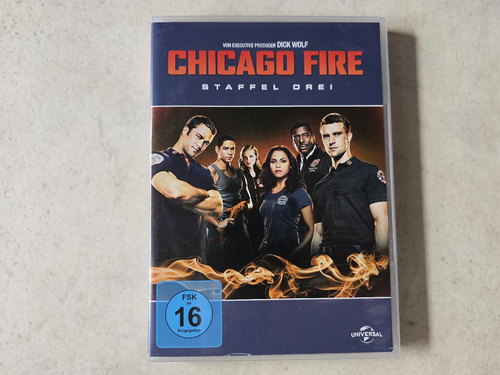 Tutti i DVDs: Chicago Fire  -  Staffel 3 – Usato da Schneisingen venduto da backstore24