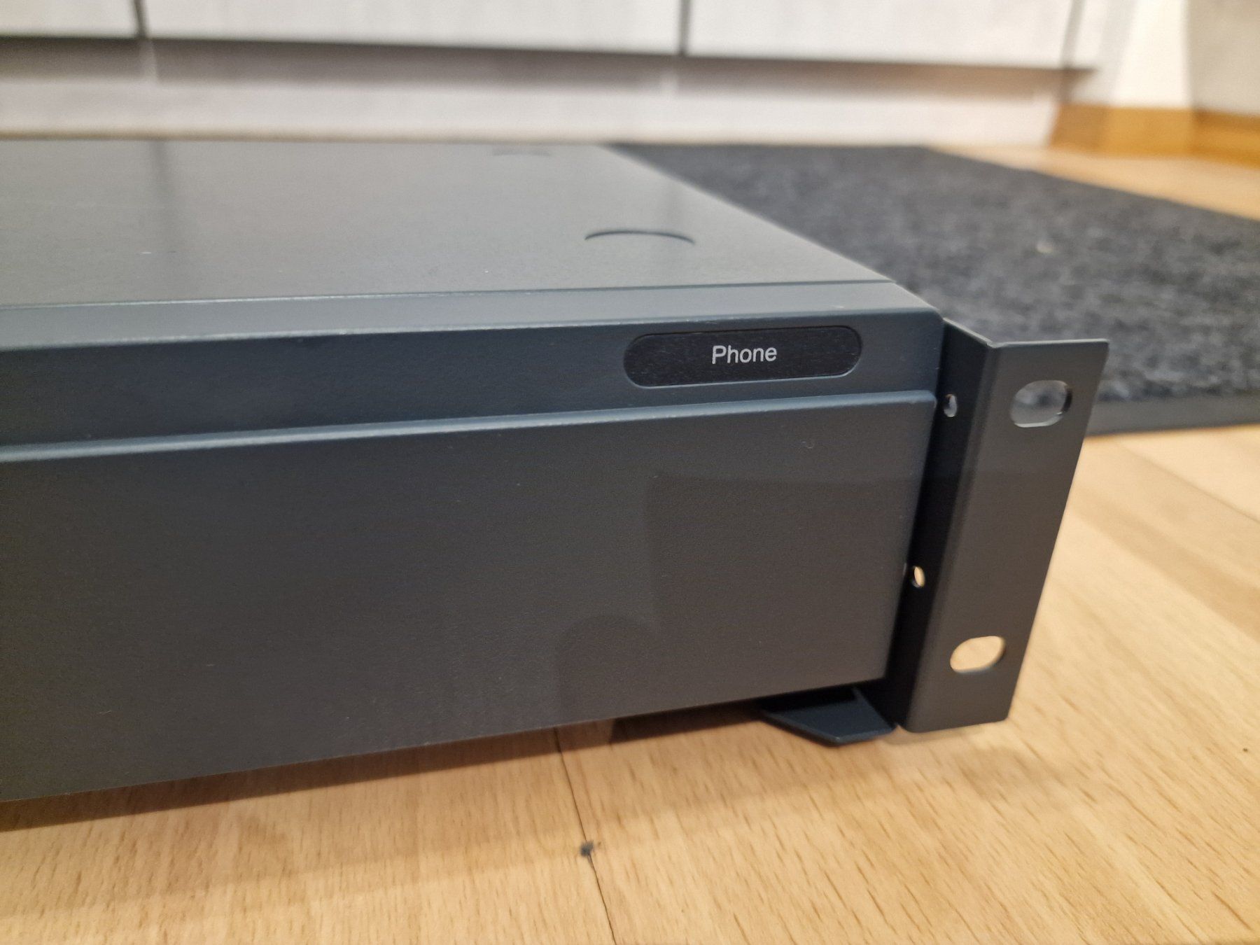 Avaya Telefoni: Avaya IP Office IP500 inkl. Modul – Usato da Buchrain venduto da Sssschaller 2