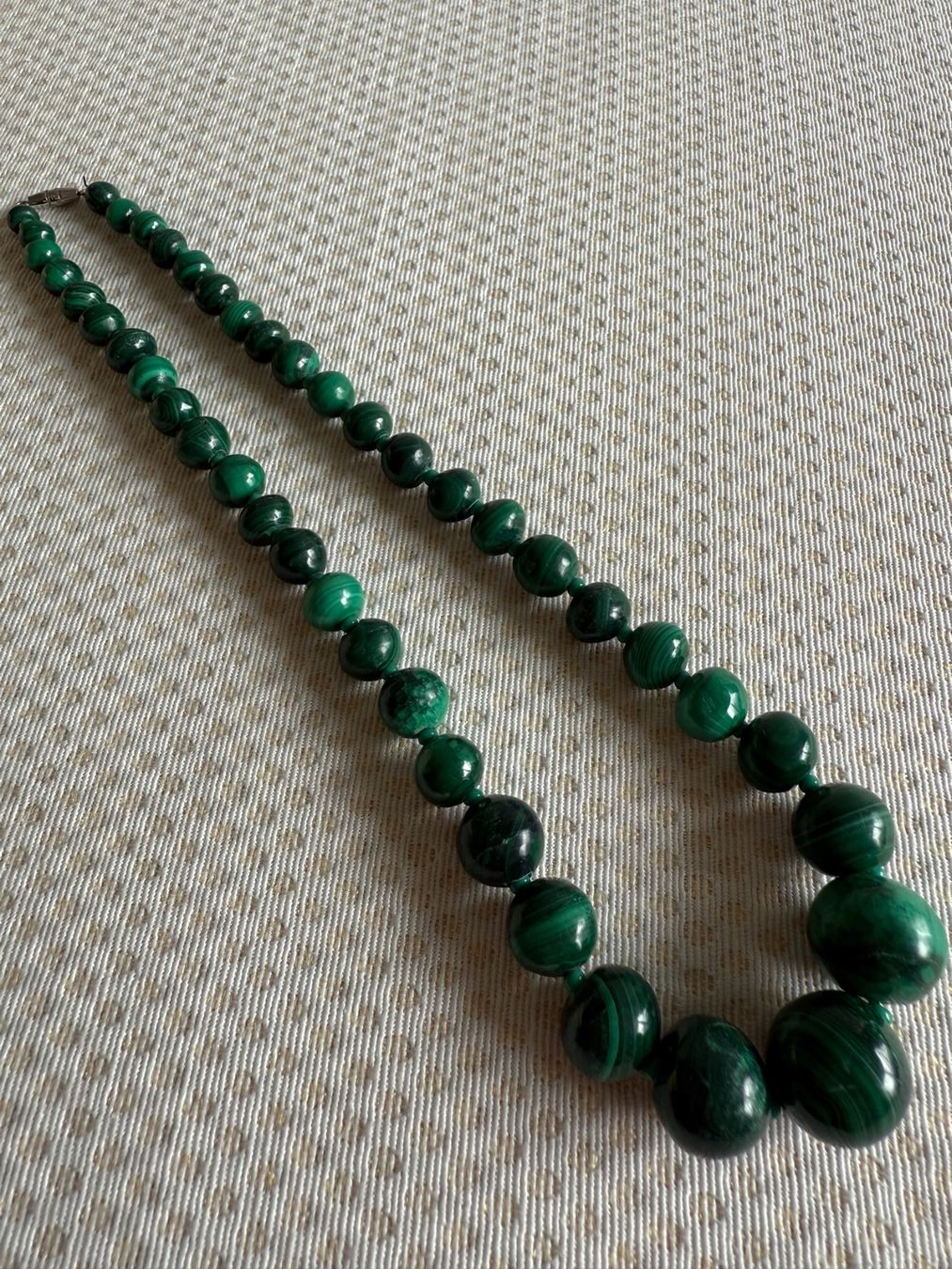 Catenine: Collier de perles en malachite - 44cm – Usato da Sion venduto da accroshoes 2