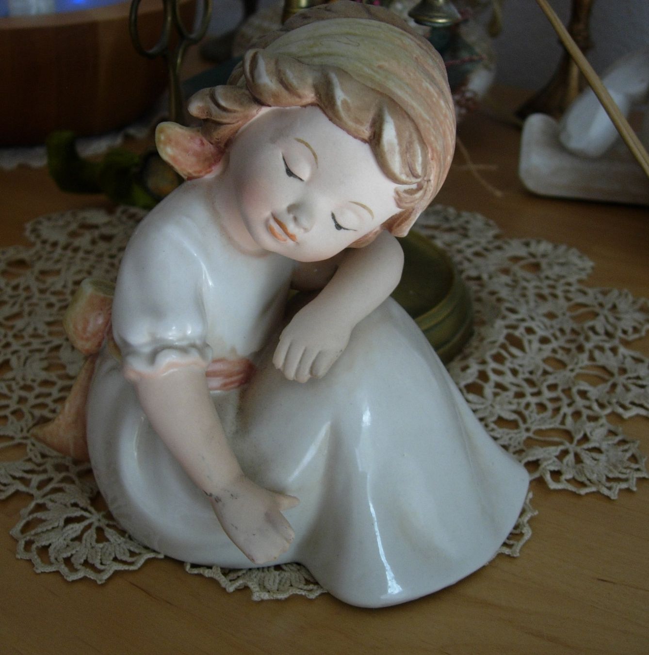 Figuren: PORZELLAN Figur - Mädchen – Gebraucht aus Basel von Grbina64 1