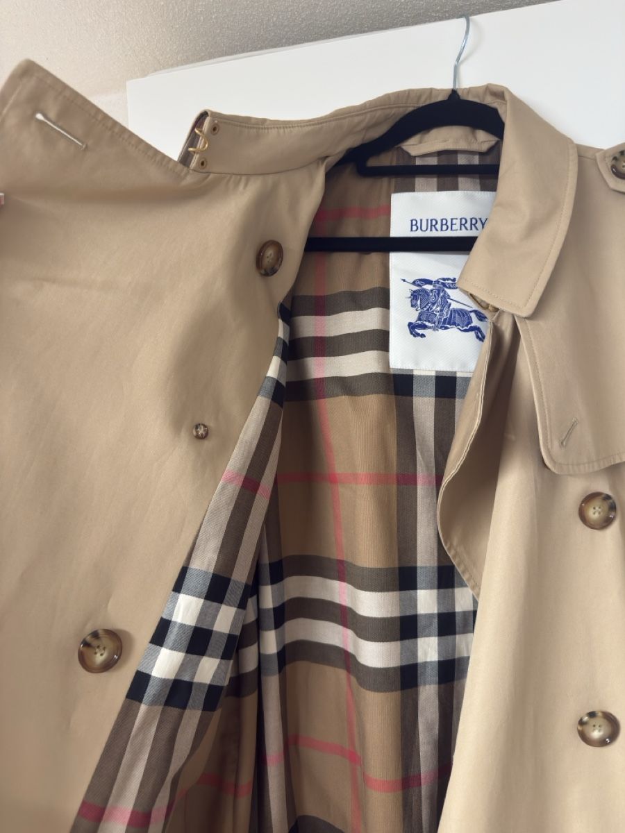 Burberry Cappotti: Burberry Trenchcoat neu – Nuovo e nell'imballaggio originale da Landquart venduto da Fisch0004 1