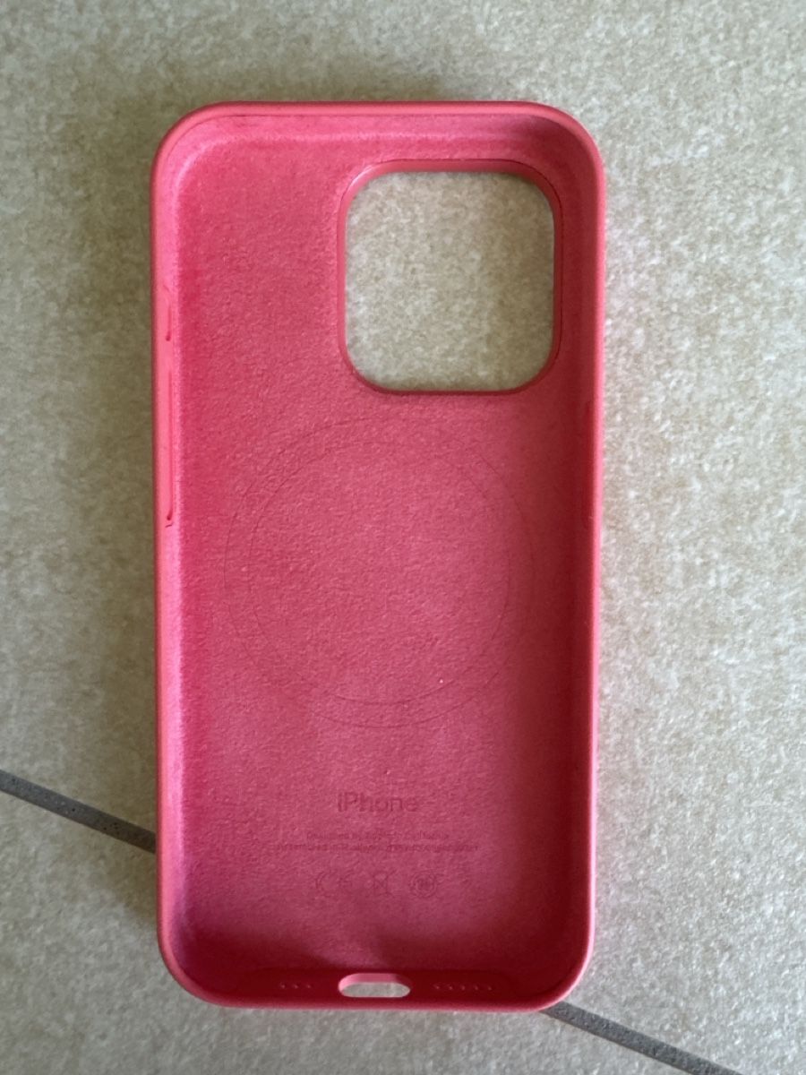 Apple Cover & Protezioni schermo: iPhone 15 Pro Max Silikon Case - Pink mit MagSafe – Nuovo (secondo la descrizione) da Embrach venduto da somethingforyou 1