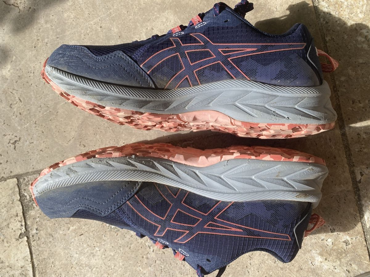 Asics Damenschuhe: Asics Gel-Venture  taille 41 – Gebraucht aus Corsier GE von tanamera 3