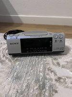 Radiowecker Sony ICF-C470L