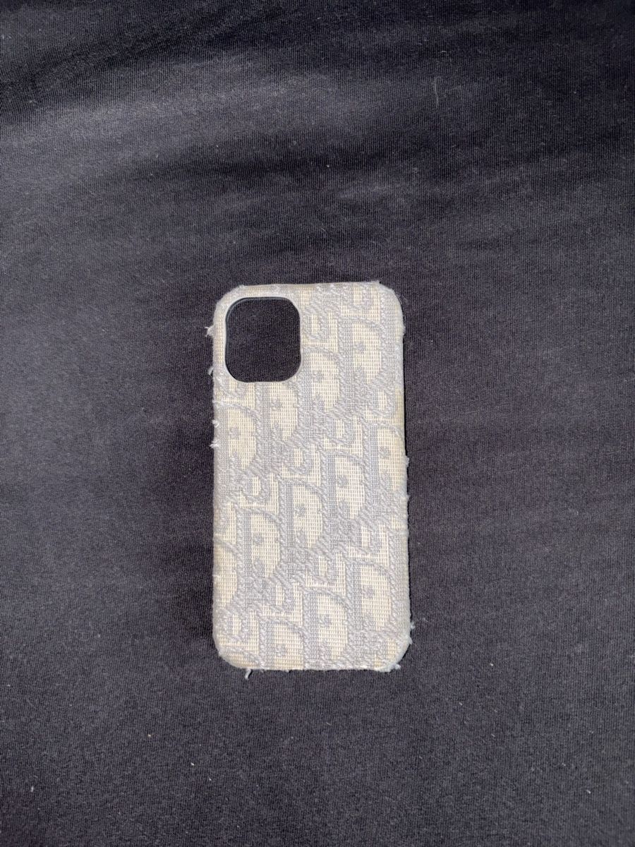 Telefoni cellulari / Smartphones: DIOR Iphone 12 Mini Stoffhülle – Usato da Ruggell venduto da sam_7y57 1