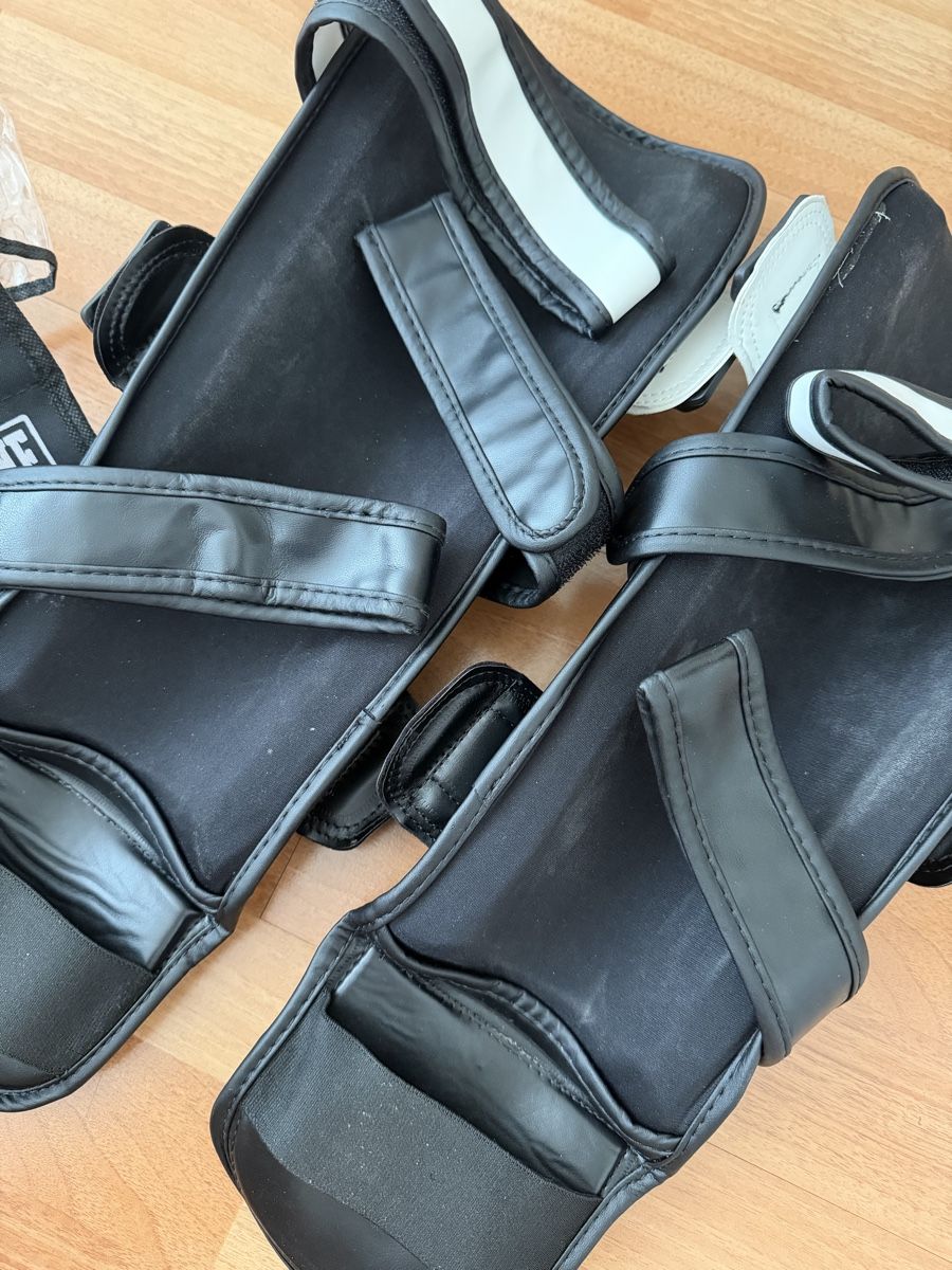Protections: Leone Schienbeinschoner – Neuf (Voir description) à Arbon par lea_h6r7 1