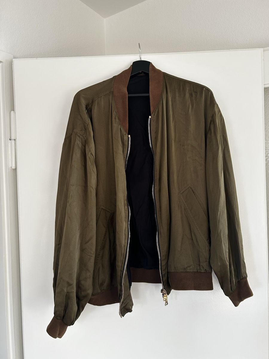 Balmain Jacken: Green Balmain Bomber Jacket – Gebraucht aus Zürich von niklassg