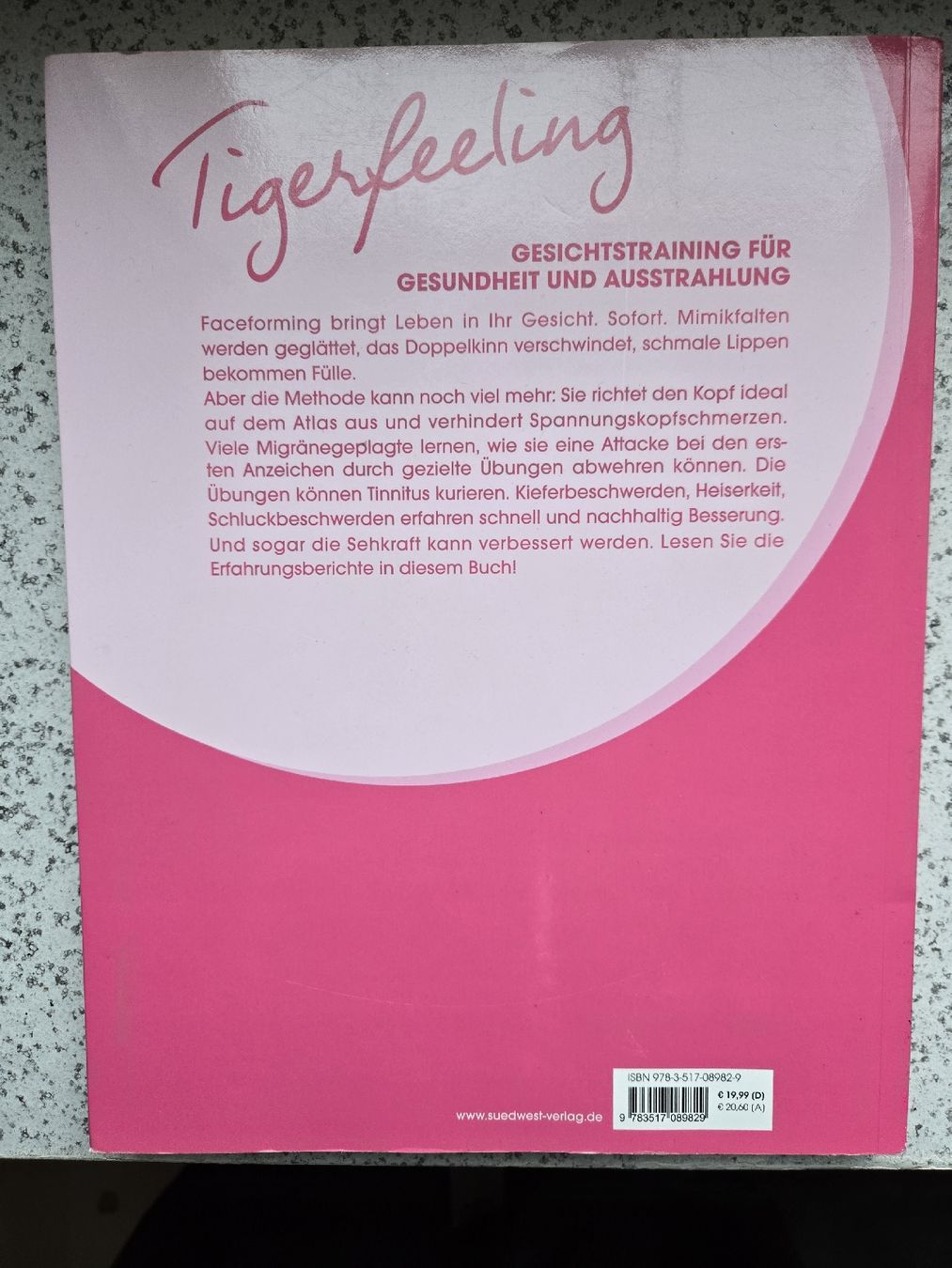 Bücher: faceforming – Gebraucht aus Montet (Broye) von CandiceD 1
