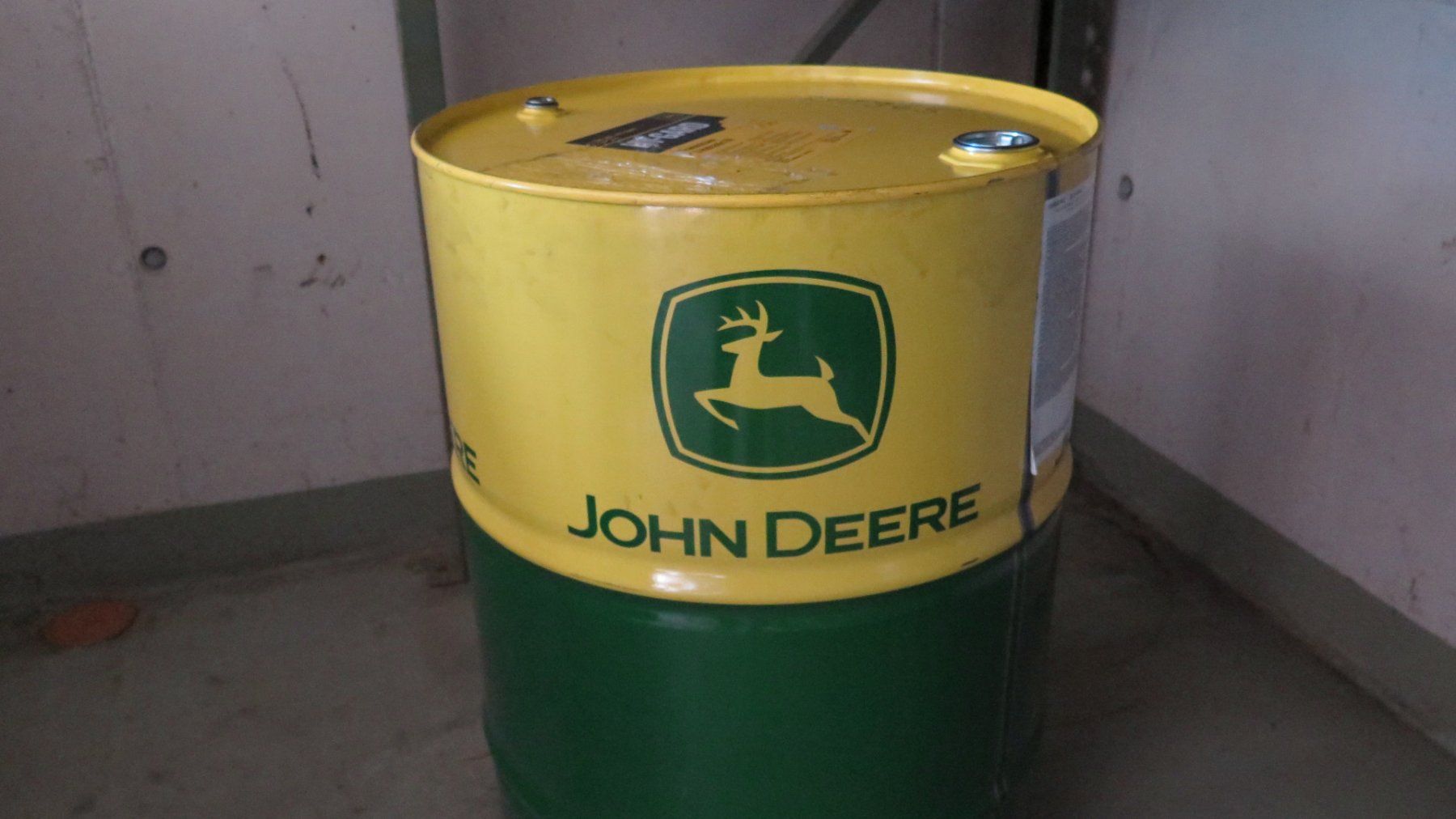 Accessori: John Deere Oelfass 200 Lt leer – Usato da Eiken venduto da HSE44 4