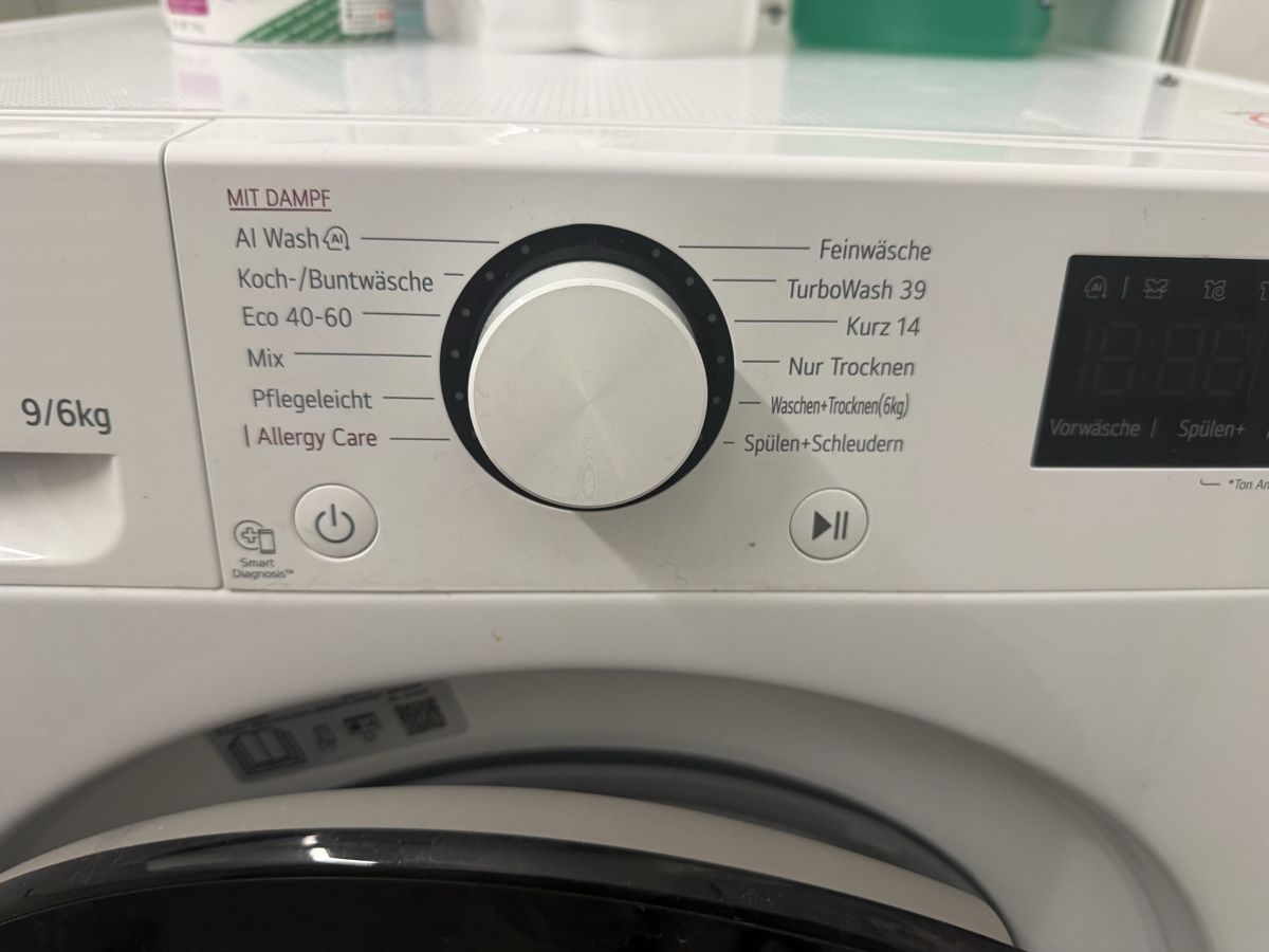 LG Waschmaschinen: LG Waschtrockner W4WR42966 – Neu (gemäss Beschreibung) aus Rorschach von Schariten 1