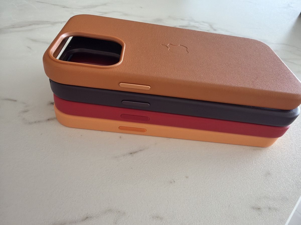 Apple Cover & Protezioni schermo: Original Apple iPhone 13 Pro Max Cases – Nuovo (secondo la descrizione) da Chéserex venduto da ref_dsv5 2