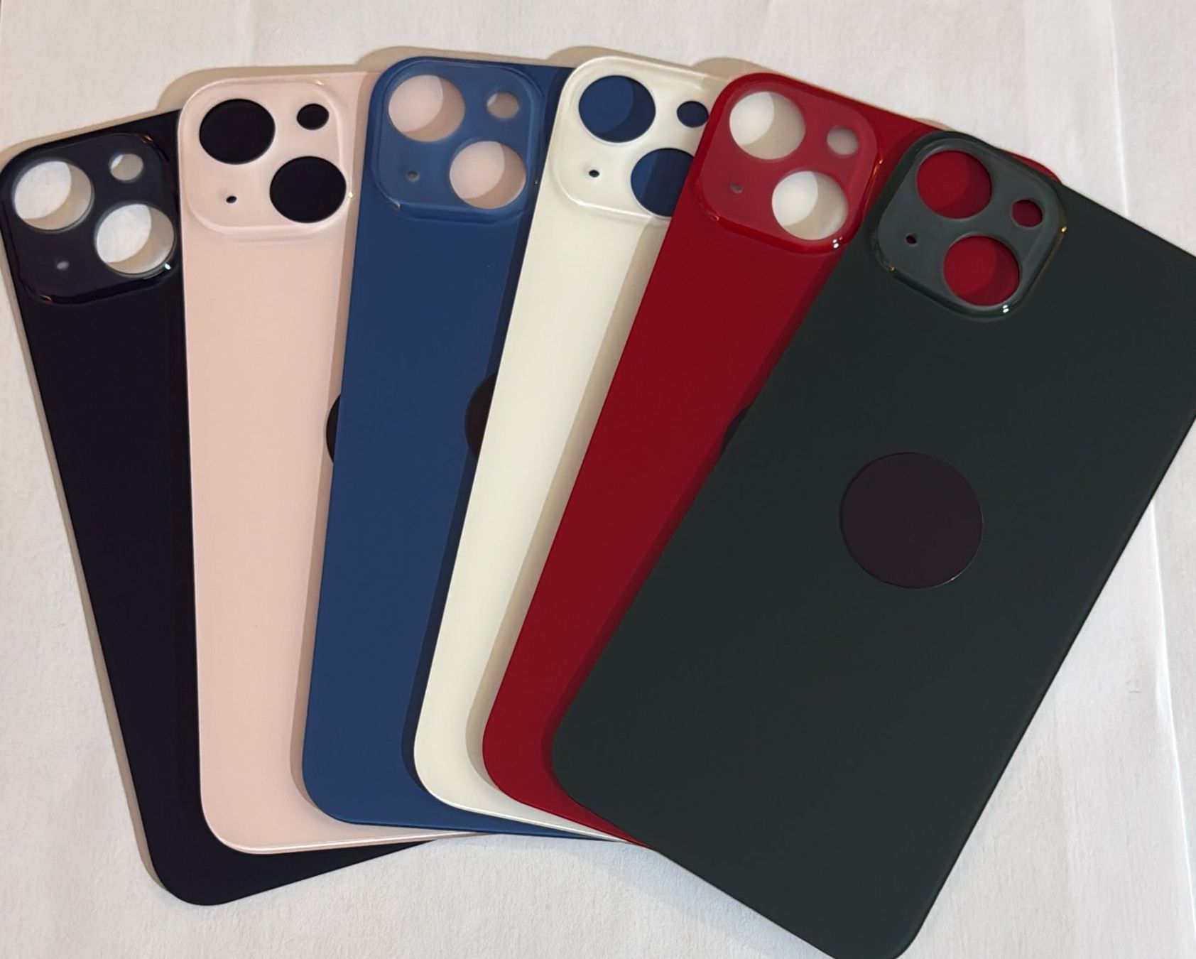 Apple Cover & Protezioni schermo: Coque arrière Iphone 13. – Usato da Leukerbad venduto da mig_8bbp