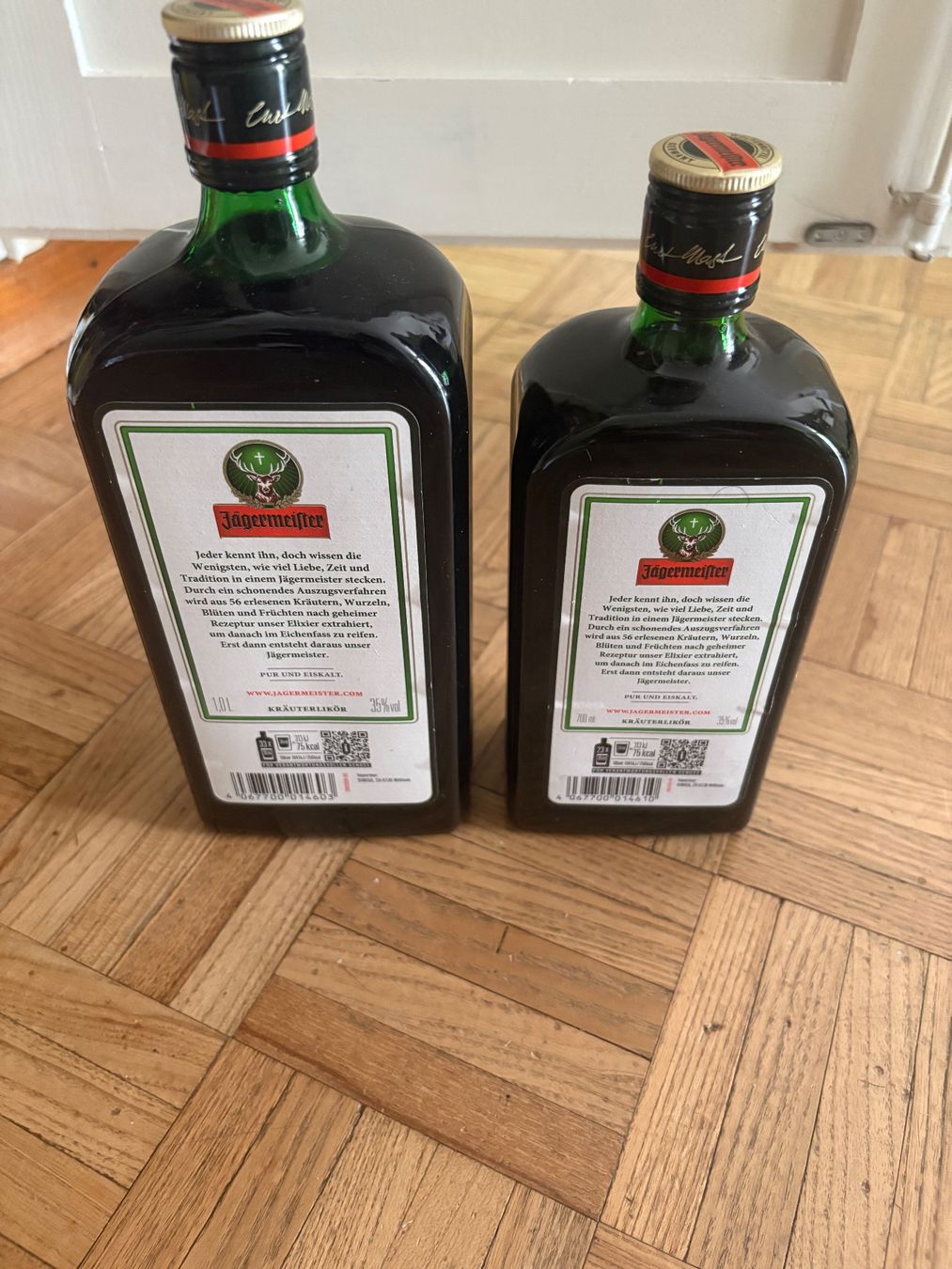 Bevande alcoliche: Jägermeister 1Liter und 700ml – Nuovo e nell'imballaggio originale da Zürich venduto da kuszi 1