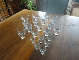 20 verres (6 liqueur - 11 vin - 3 champagne) - Design 1970