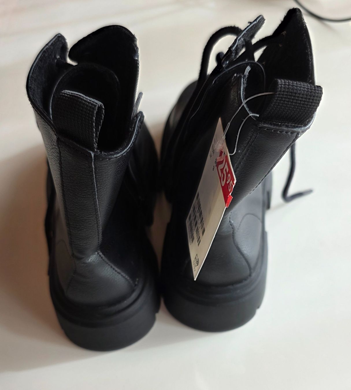 H&M Scarpe per ragazze: Bottes H&M neuves, pointure 35 – Nuovo (secondo la descrizione) da Biel/Bienne venduto da Djdreamx 2