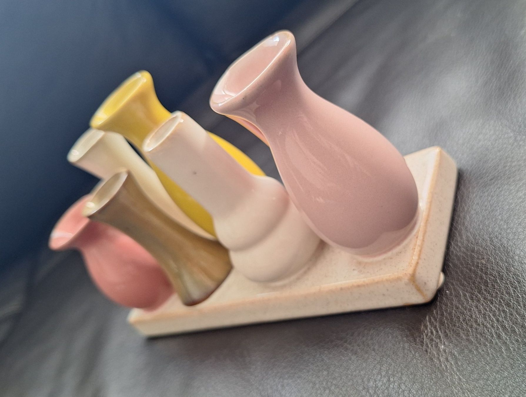 Tutte le decorazioni: 7 Mini Vasen Keramikständer, Blumenvase – Usato da Weinfelden venduto da Yenas10 3
